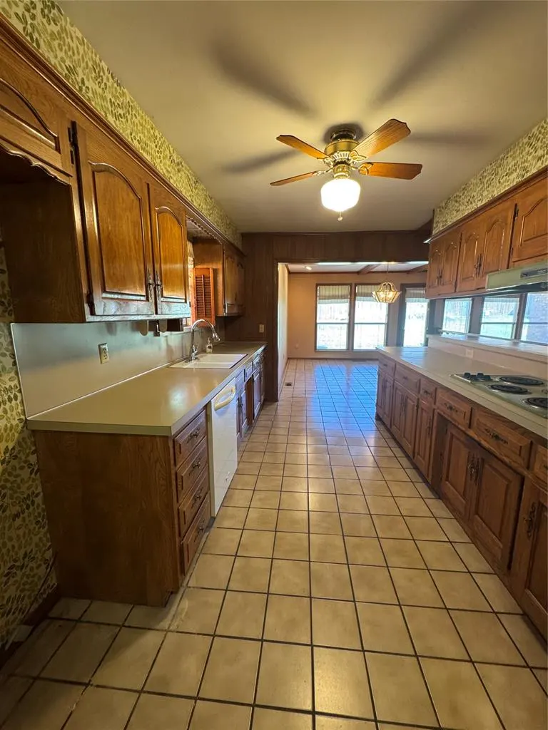 Photo 39 — 3640 Sunvalley Drive, Midwest City, OK 73110