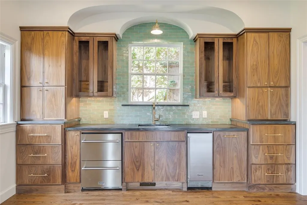 Photo 9 — 644 NE 14th Street, Oklahoma City, OK 73104