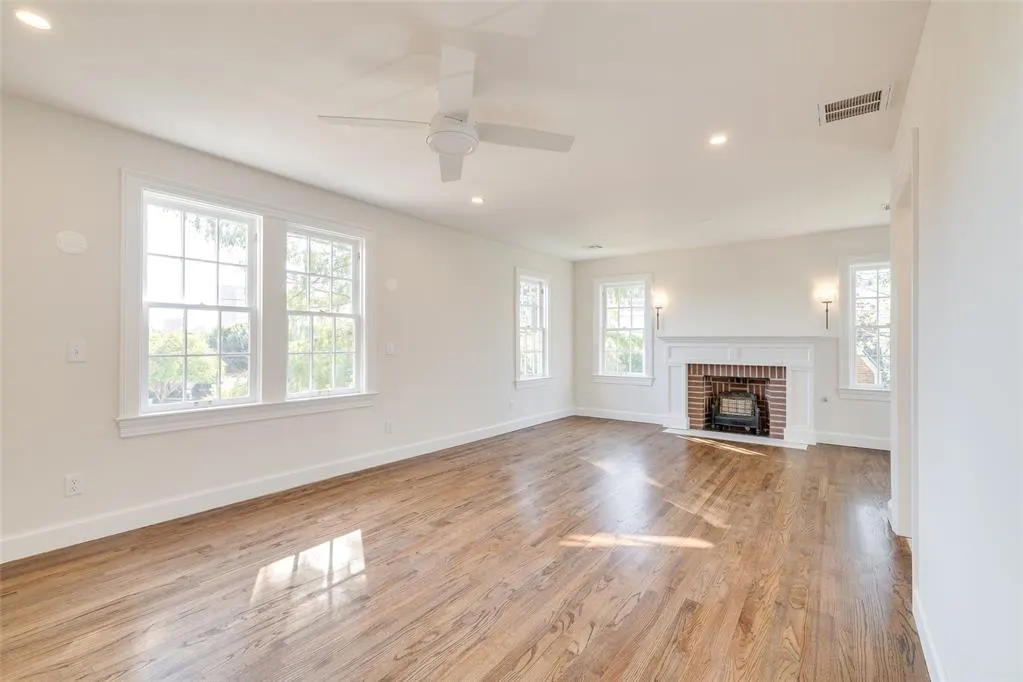 Photo 17 — 644 NE 14th Street, Oklahoma City, OK 73104