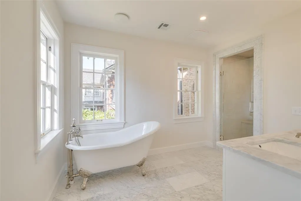 Photo 22 — 644 NE 14th Street, Oklahoma City, OK 73104