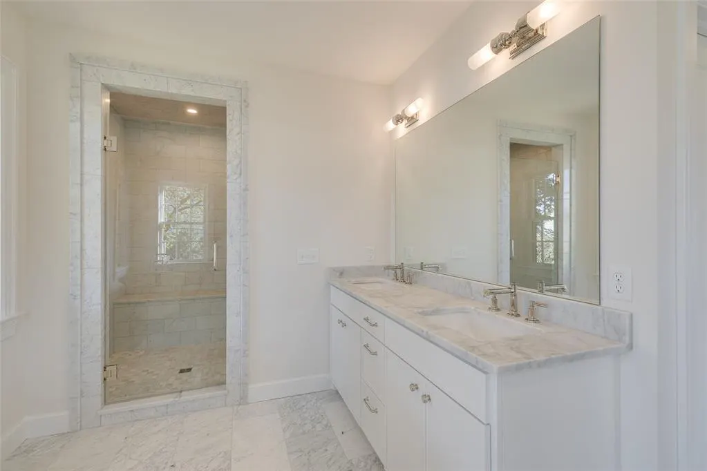 Photo 23 — 644 NE 14th Street, Oklahoma City, OK 73104