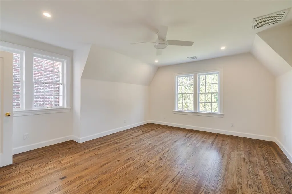 Photo 33 — 644 NE 14th Street, Oklahoma City, OK 73104