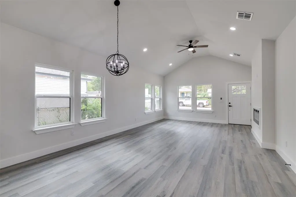 Photo 10 — 415 SE 54th Street, Oklahoma City, OK 73129