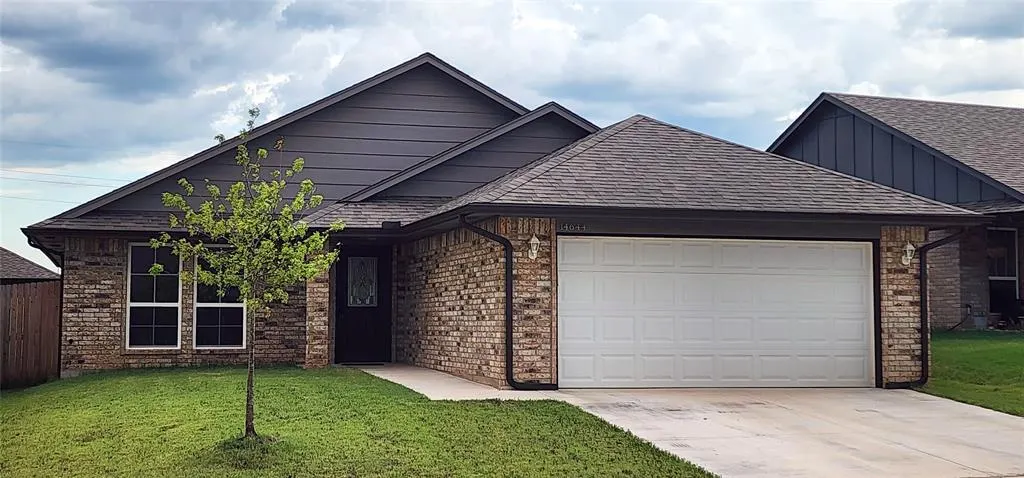 Front exterior — 14644 Bedrock Lane, Yukon, OK 73099