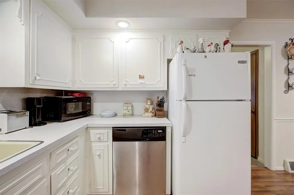 Photo 12 — 1418 W Thompson Avenue, Enid, OK 73703