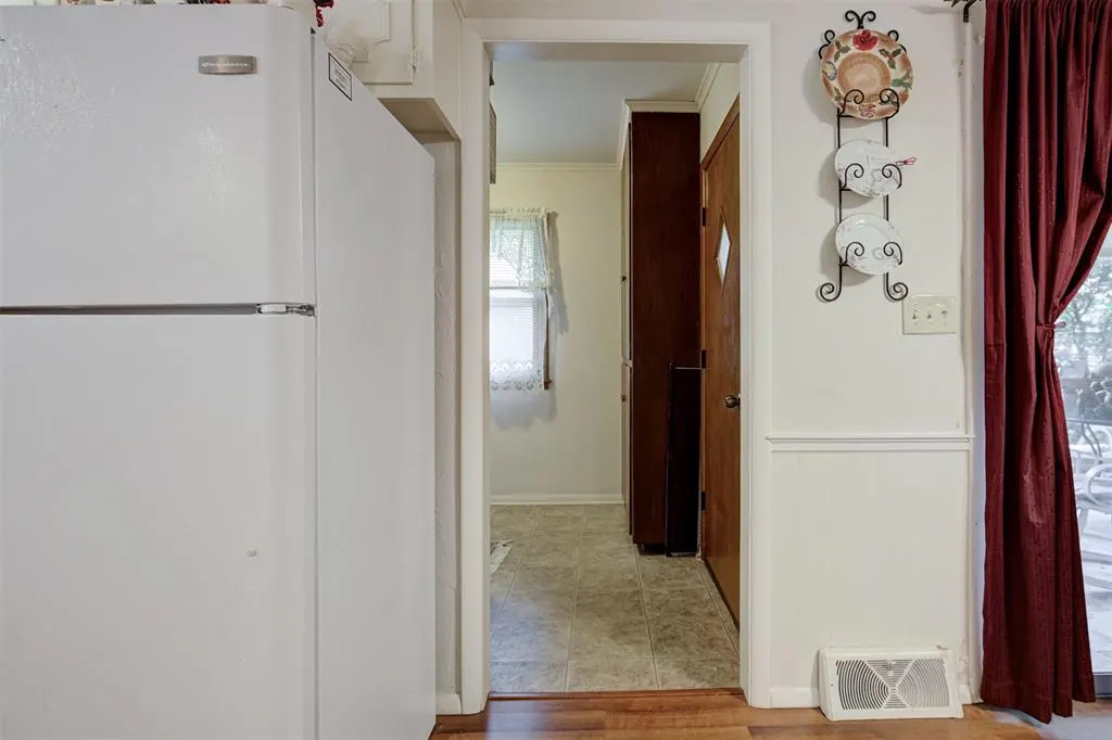 Photo 22 — 1418 W Thompson Avenue, Enid, OK 73703