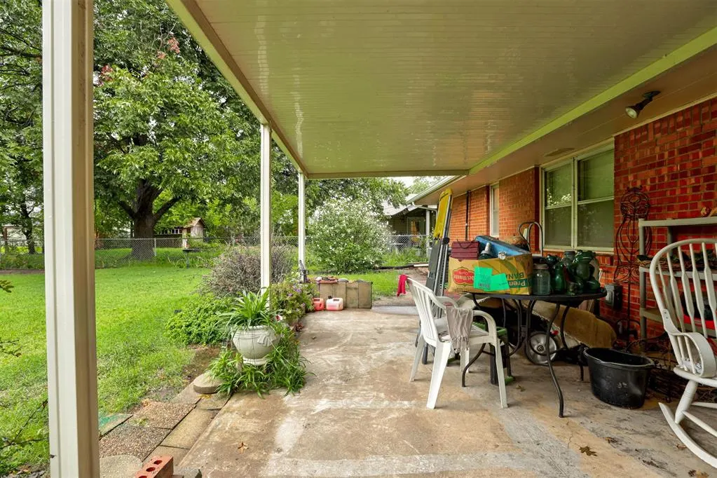 Photo 25 — 1418 W Thompson Avenue, Enid, OK 73703