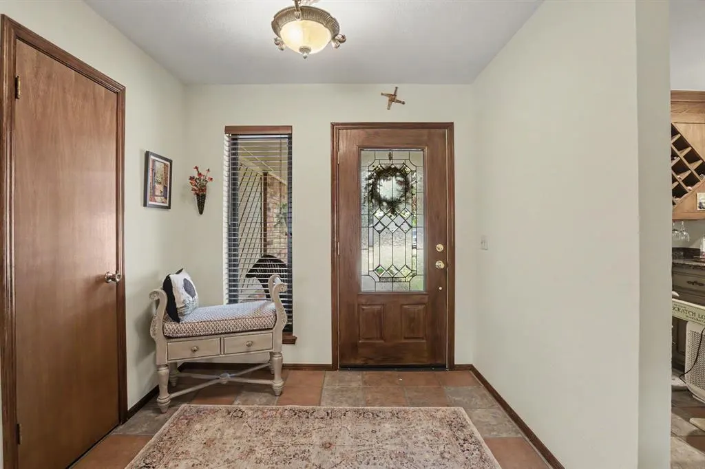 Photo 4 — 2212 Coachlight Drive, Edmond, OK 73013