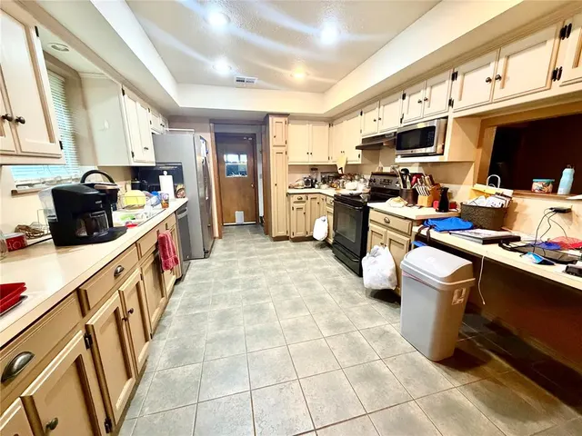 Photo 4 — 3513 Clarke Street, Choctaw, OK 73020