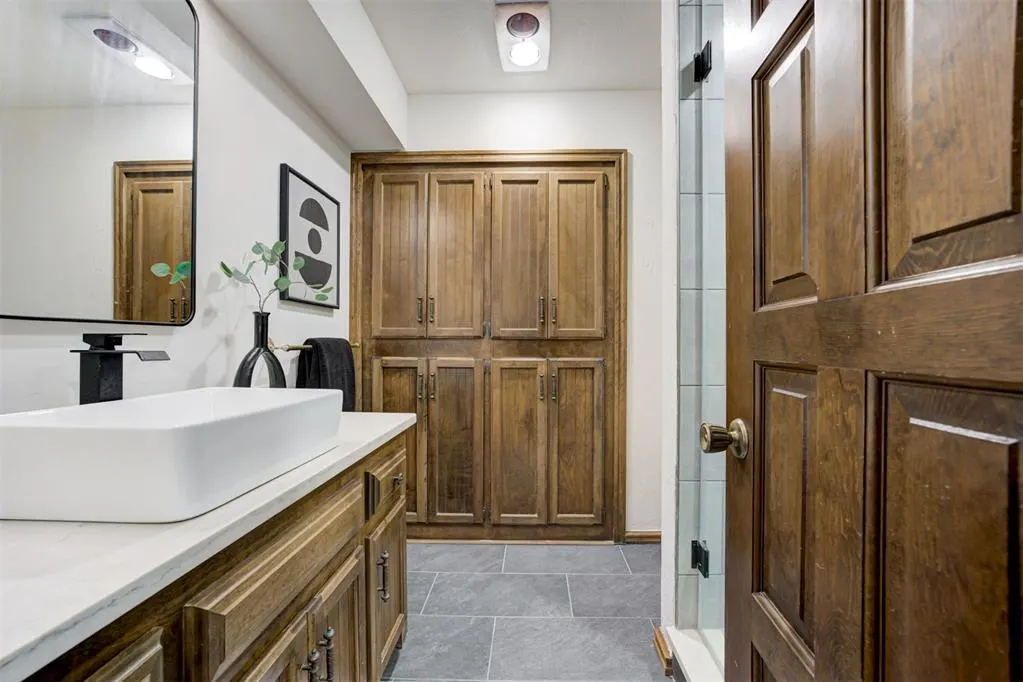 Photo 20 — 3021 Raintree Road, Oklahoma City, OK 73120