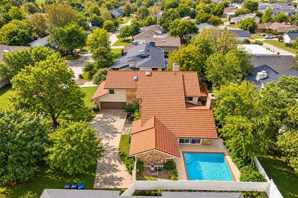 Photo 43 — 3021 Raintree Road, Oklahoma City, OK 73120