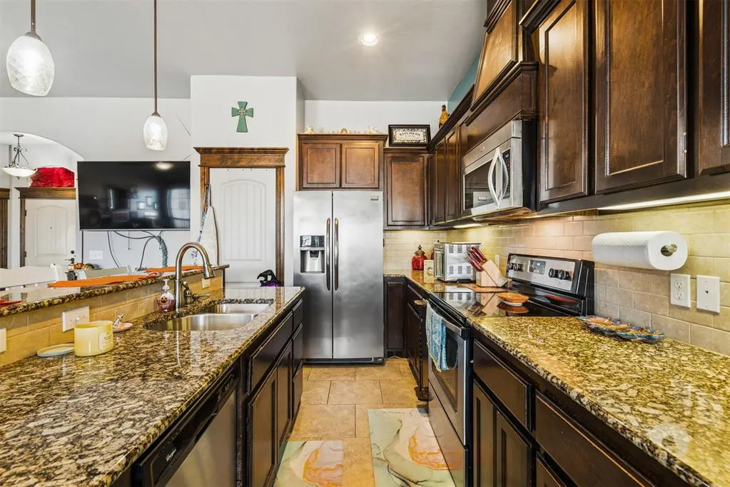 Photo 14 — 17104 Cadiz Court, Oklahoma City, OK 73170