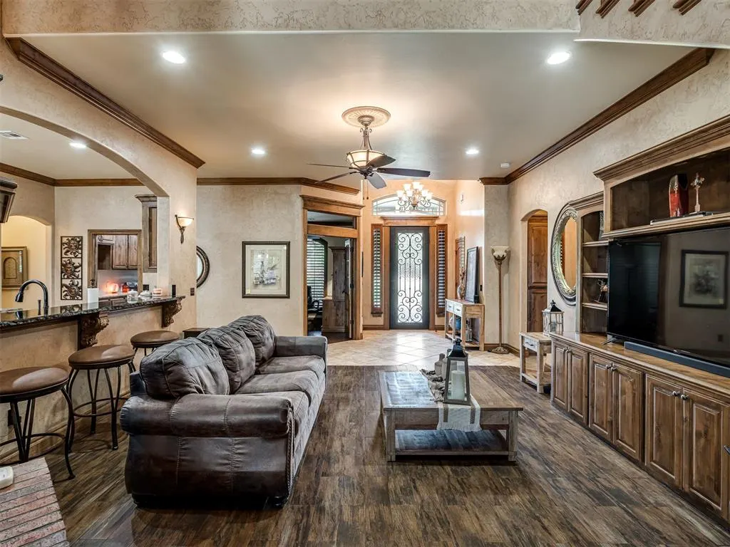 Photo 8 — 530 Westwind Drive, Newcastle, OK 73065