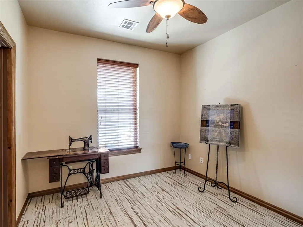 Photo 19 — 530 Westwind Drive, Newcastle, OK 73065