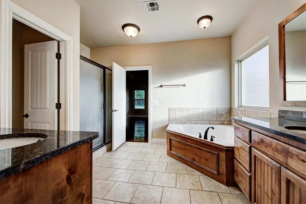 Photo 26 — 3800 Woodridge Trail, Edmond, OK 73034