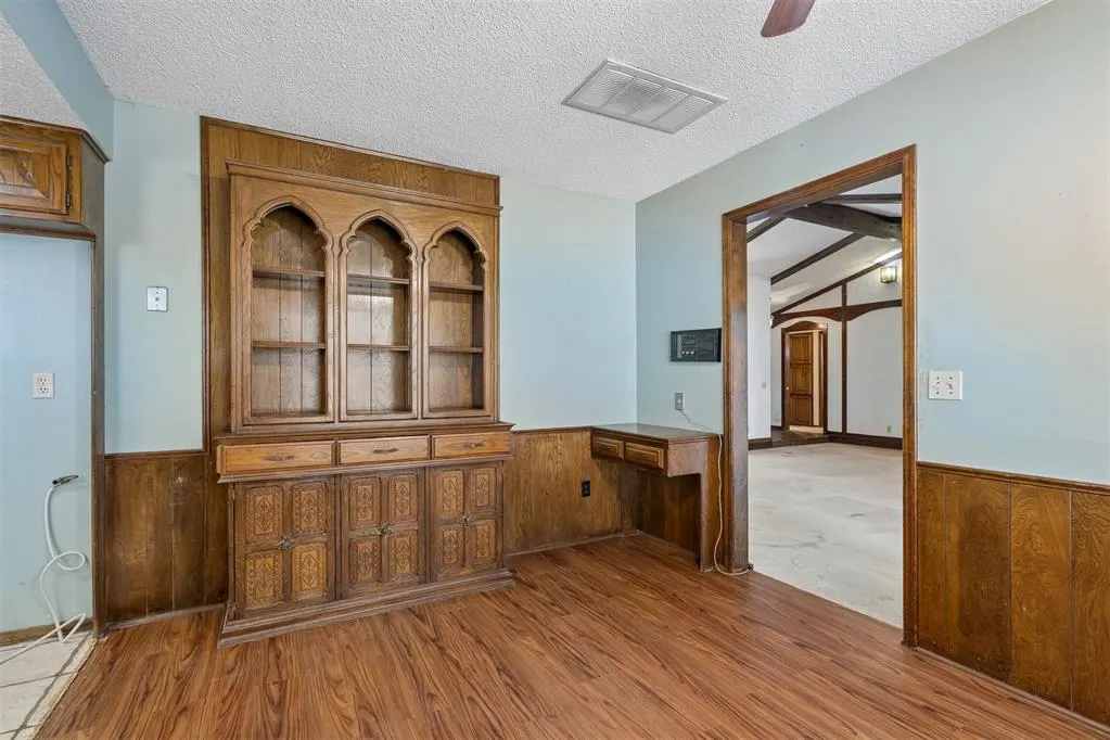 Photo 5 — 145 W Meade Drive, Yukon, OK 73099