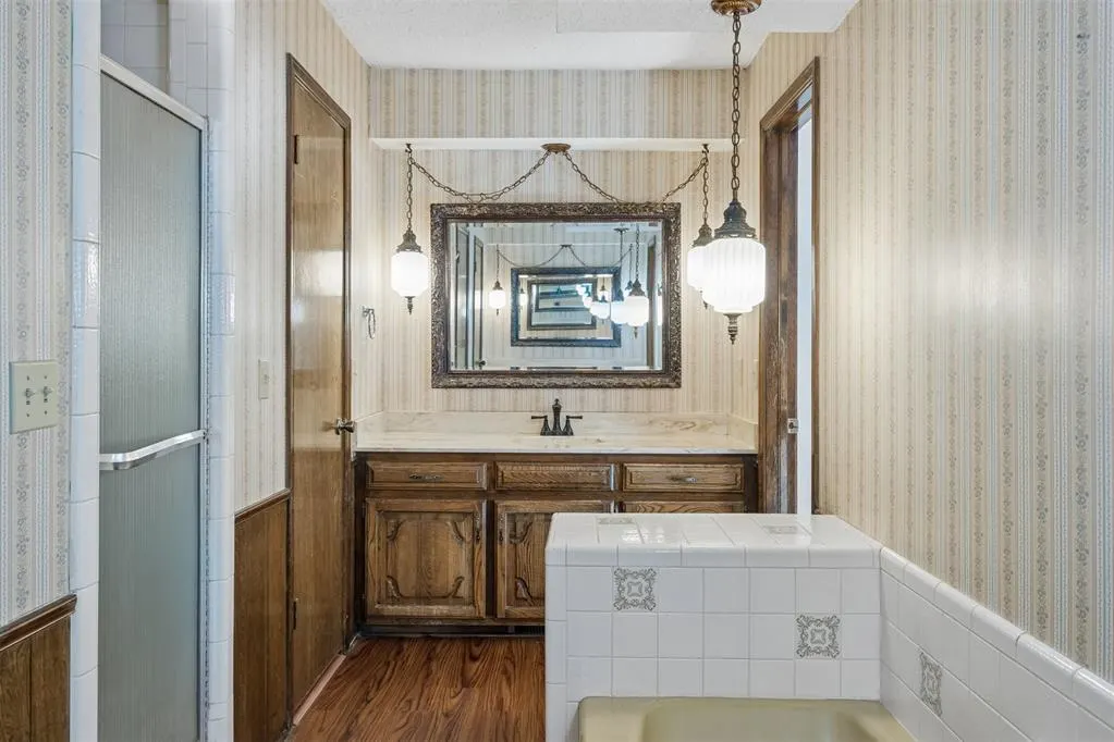 Photo 12 — 145 W Meade Drive, Yukon, OK 73099