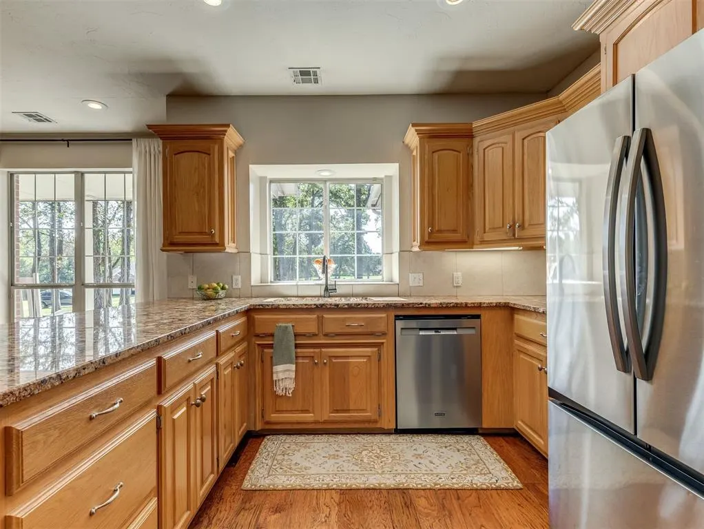 Photo 21 — 4100 S Fawn Meadow Drive, Harrah, OK 73045