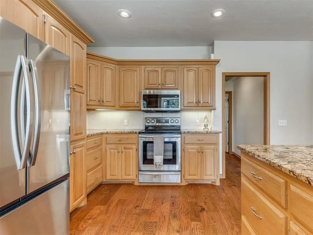 Photo 22 — 4100 S Fawn Meadow Drive, Harrah, OK 73045
