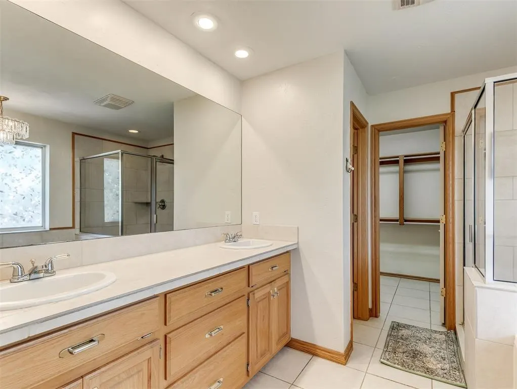 Photo 33 — 4100 S Fawn Meadow Drive, Harrah, OK 73045