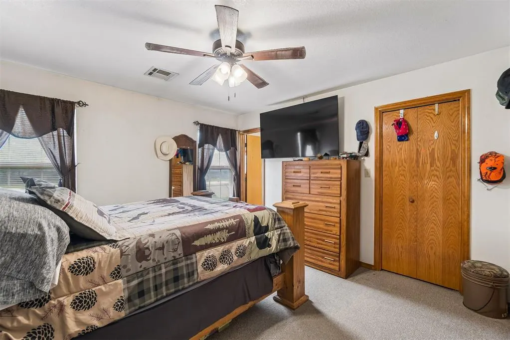 Photo 9 — 2387 Holden Lane, Blanchard, OK 73010