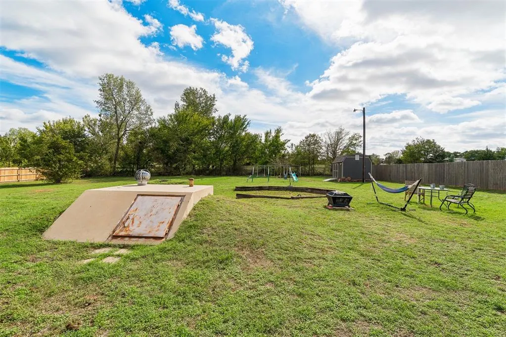 Photo 13 — 2387 Holden Lane, Blanchard, OK 73010