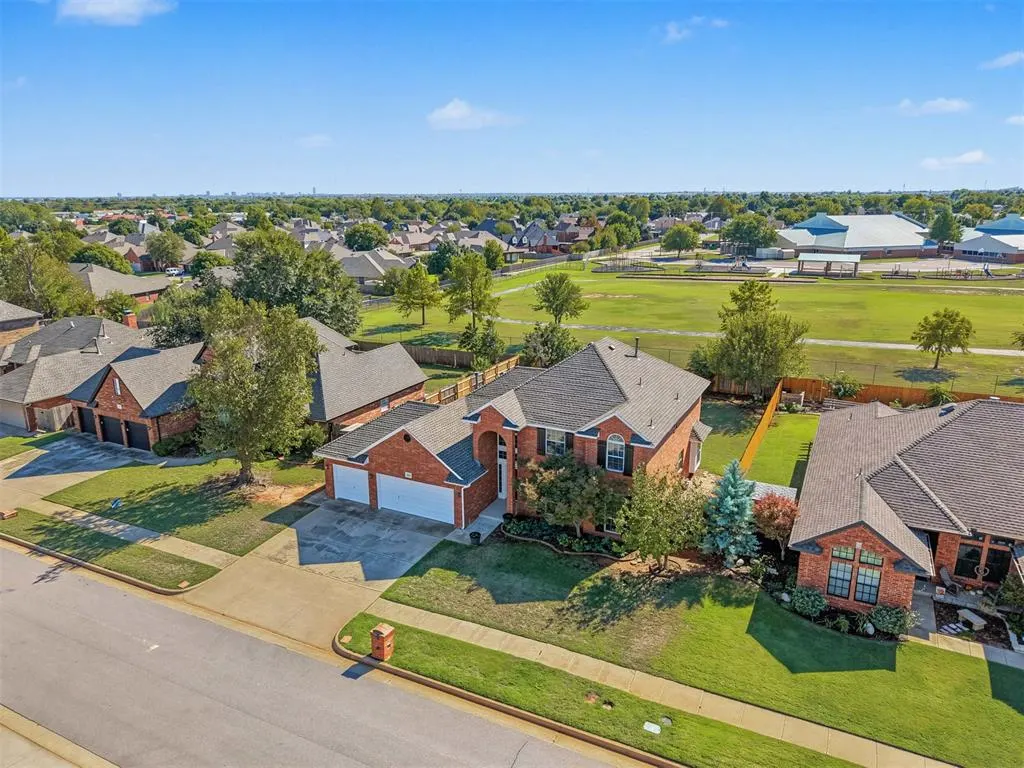 Photo 37 — 7412 NW 111th Street, Oklahoma City, OK 73162
