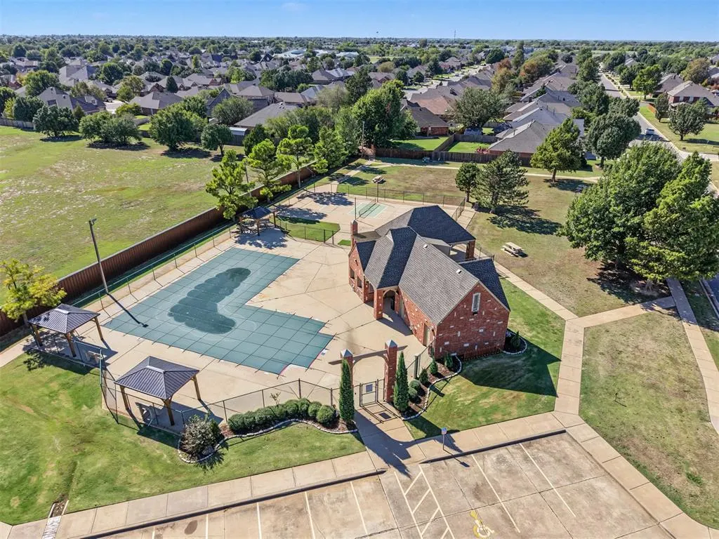 Photo 46 — 7412 NW 111th Street, Oklahoma City, OK 73162