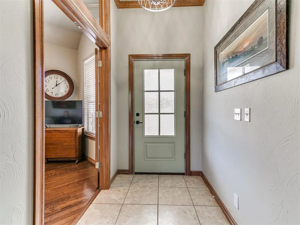 Photo 3 — 4001 Tamarac Ct Court, Edmond, OK 73003