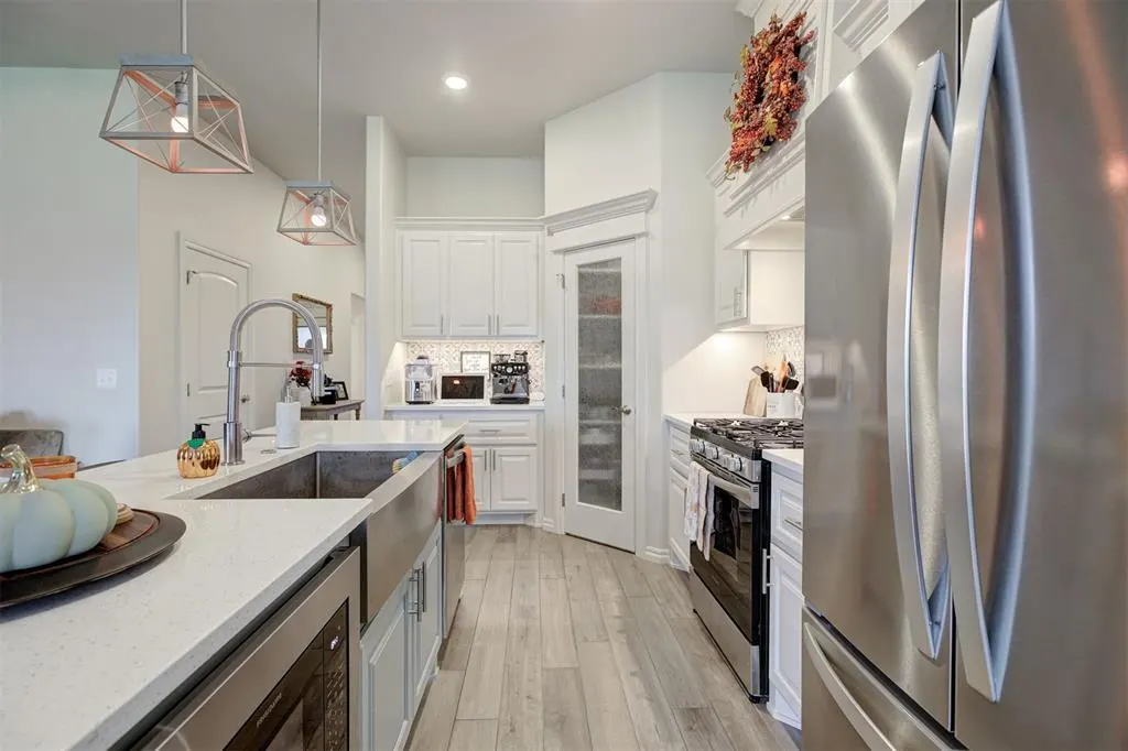 Photo 15 — 821 Halley Drive, Moore, OK 73160