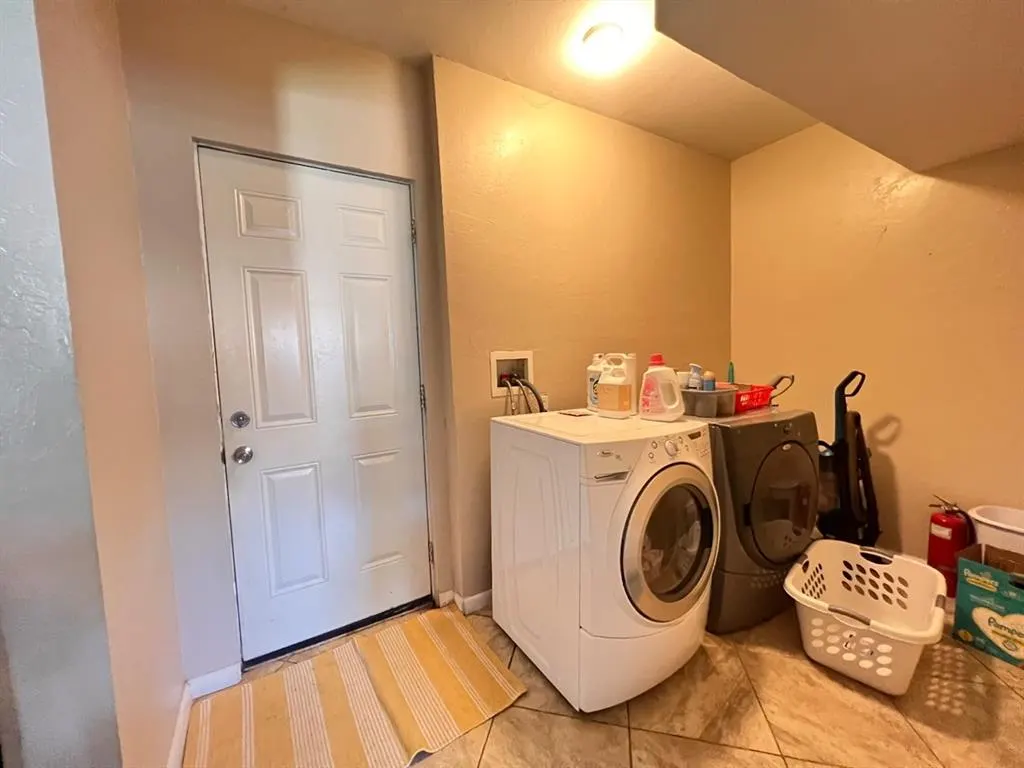 Photo 12 — 740 SW 4th Place, Moore, OK 73160