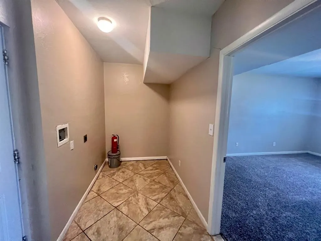 Photo 13 — 740 SW 4th Place, Moore, OK 73160