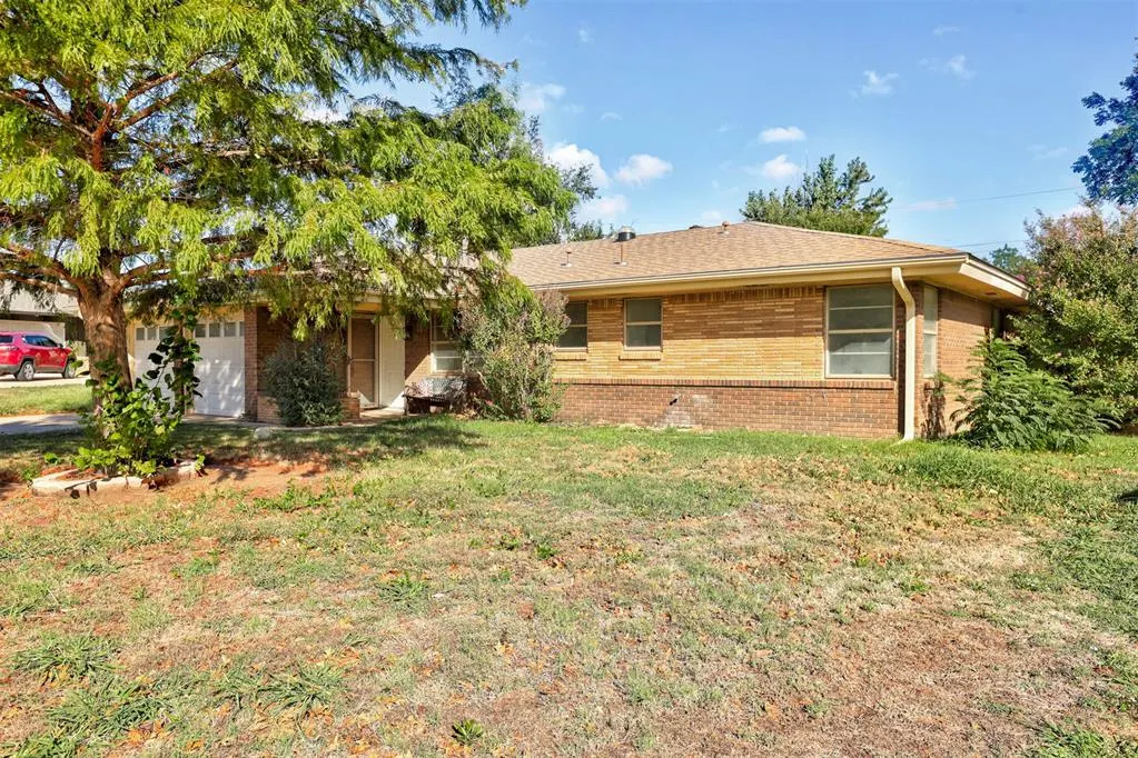 Photo 3 — 4409 NW Liberty Street, Oklahoma City, OK 73107