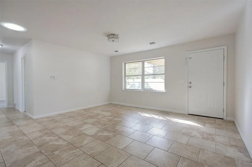 Photo 7 — 4409 NW Liberty Street, Oklahoma City, OK 73107