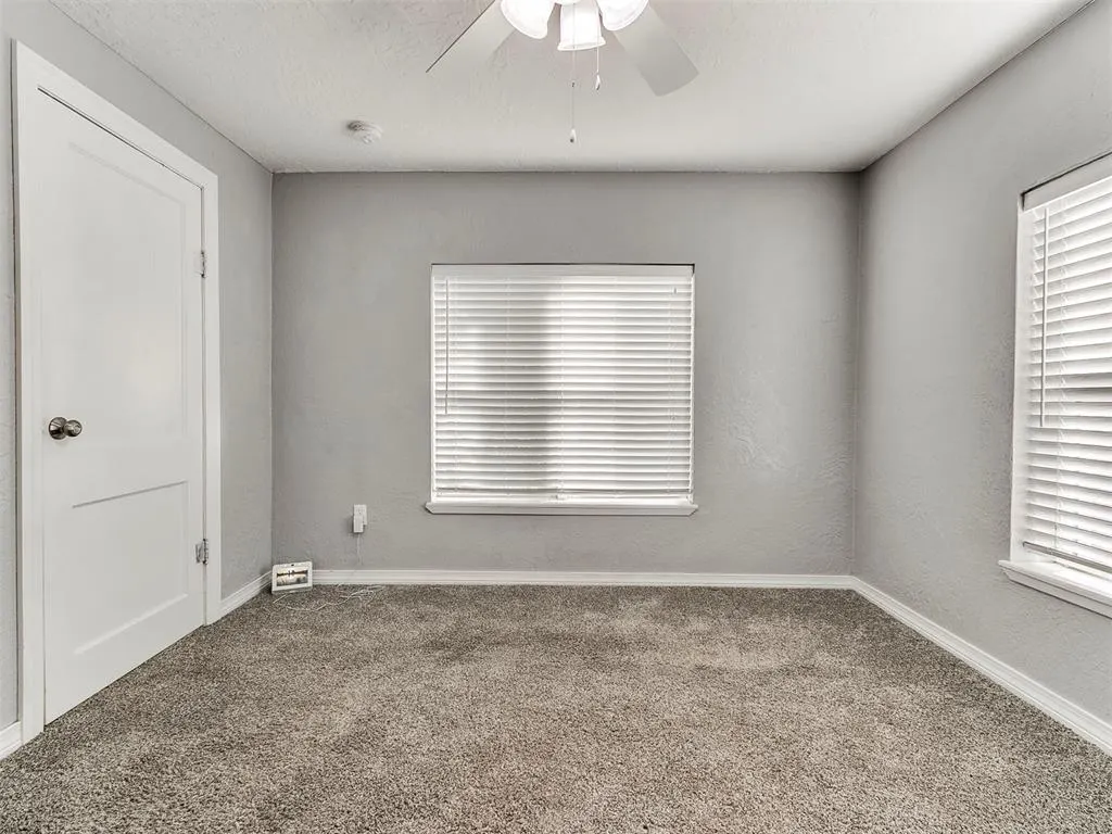 Photo 16 — 1327 S 16th Street, Chickasha, OK 73018