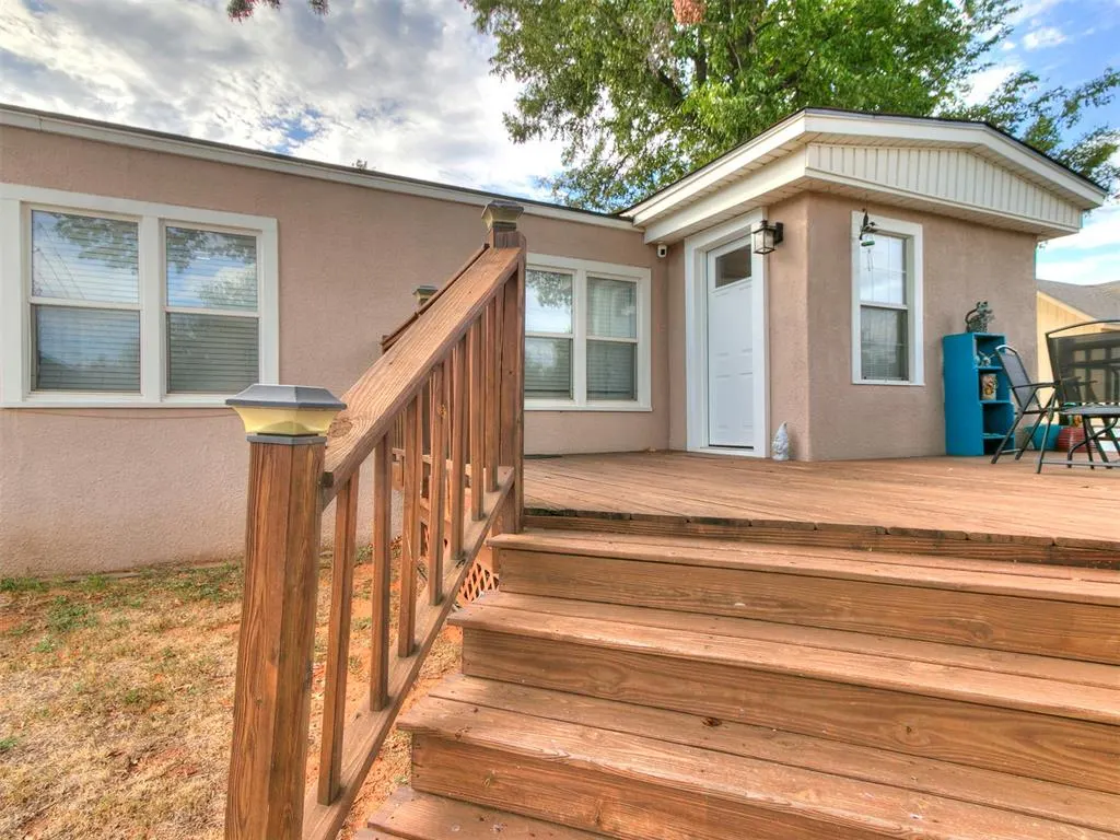 Photo 23 — 1327 S 16th Street, Chickasha, OK 73018