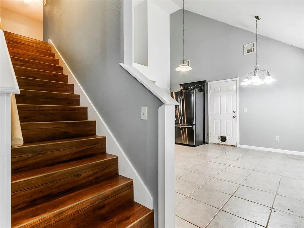 Photo 12 — 1423 SW 24th Street, Moore, OK 73170