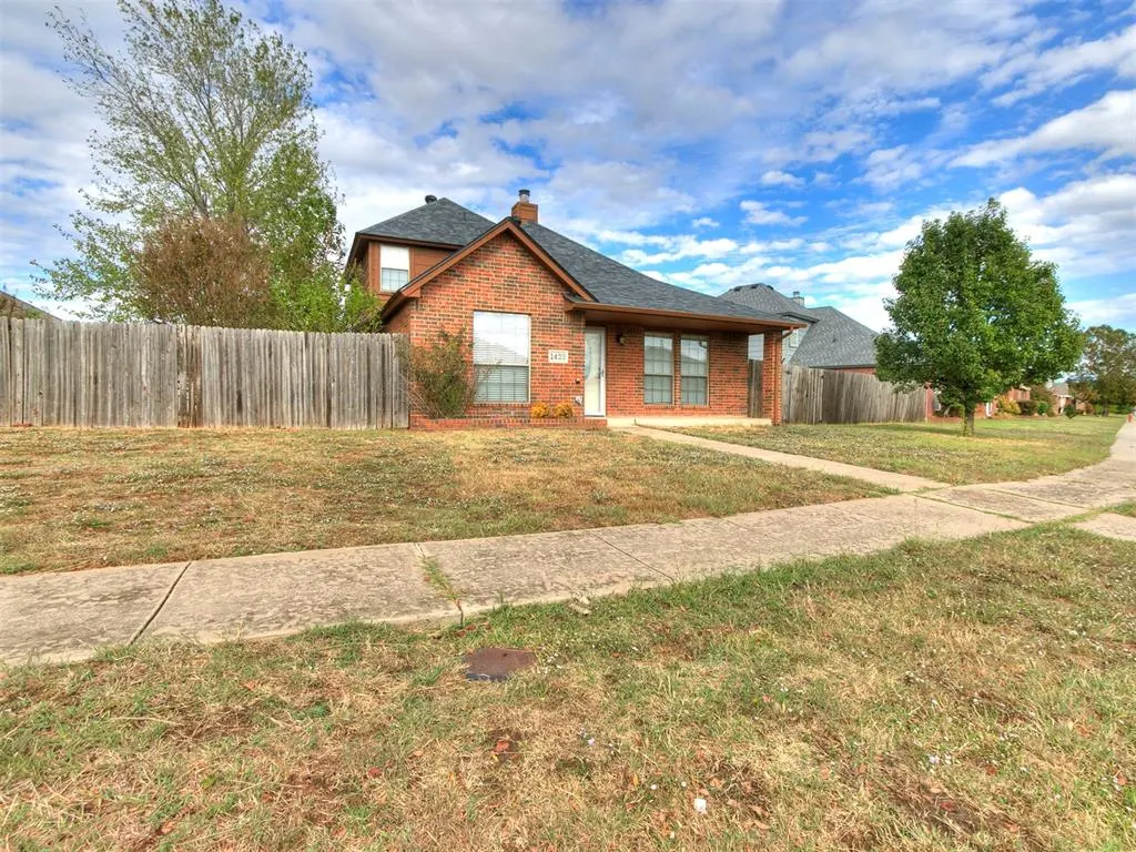 Photo 43 — 1423 SW 24th Street, Moore, OK 73170