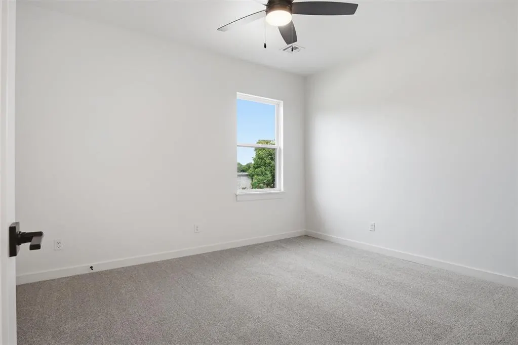Photo 22 — 1601 NE 7th Street, Oklahoma City, OK 73117