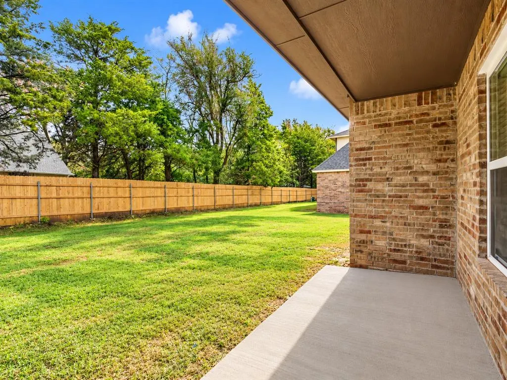 Photo 44 — 225 E Abbot Lane, Mustang, OK 73064