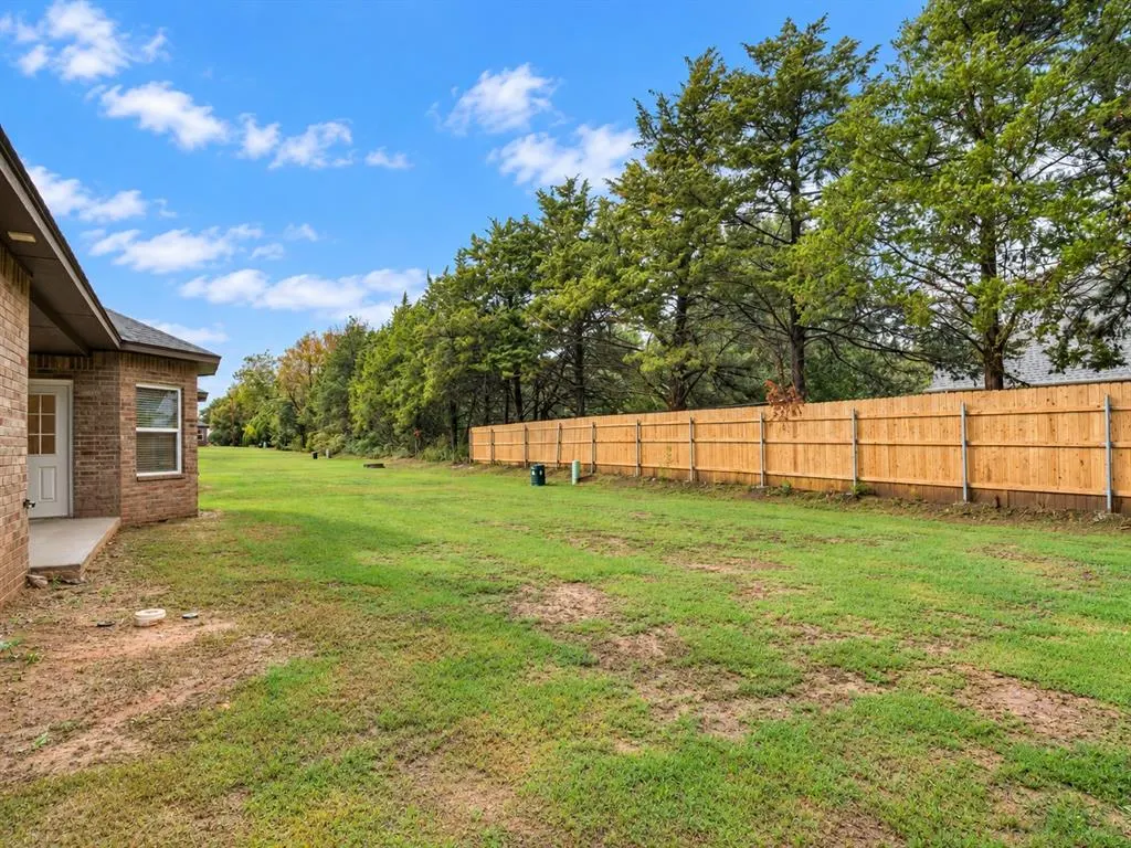 Photo 46 — 225 E Abbot Lane, Mustang, OK 73064
