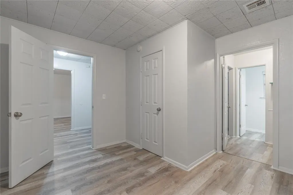 Photo 14 — 125 Philbrook Drive, Oklahoma City, OK 73109