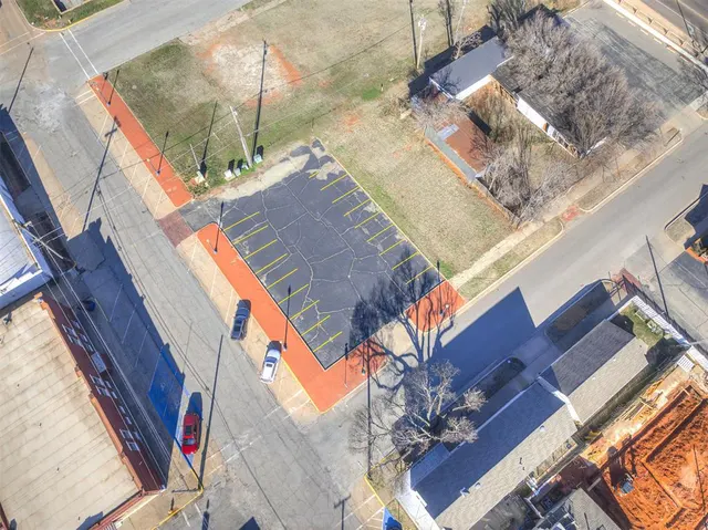 Photo 2 — 0000 First Street, Guthrie, OK 73044