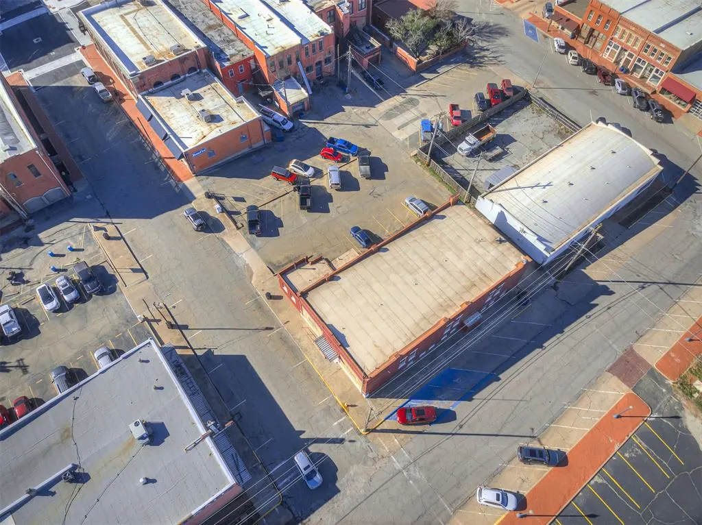 Photo 6 — 123 N 1st Street, Guthrie, OK 73044