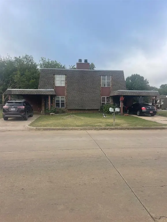 Front exterior — 400 Woods Drive 402, Noble, OK 73068
