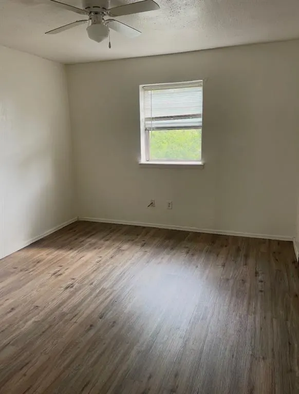 Photo 14 — 400 Woods Drive 402, Noble, OK 73068