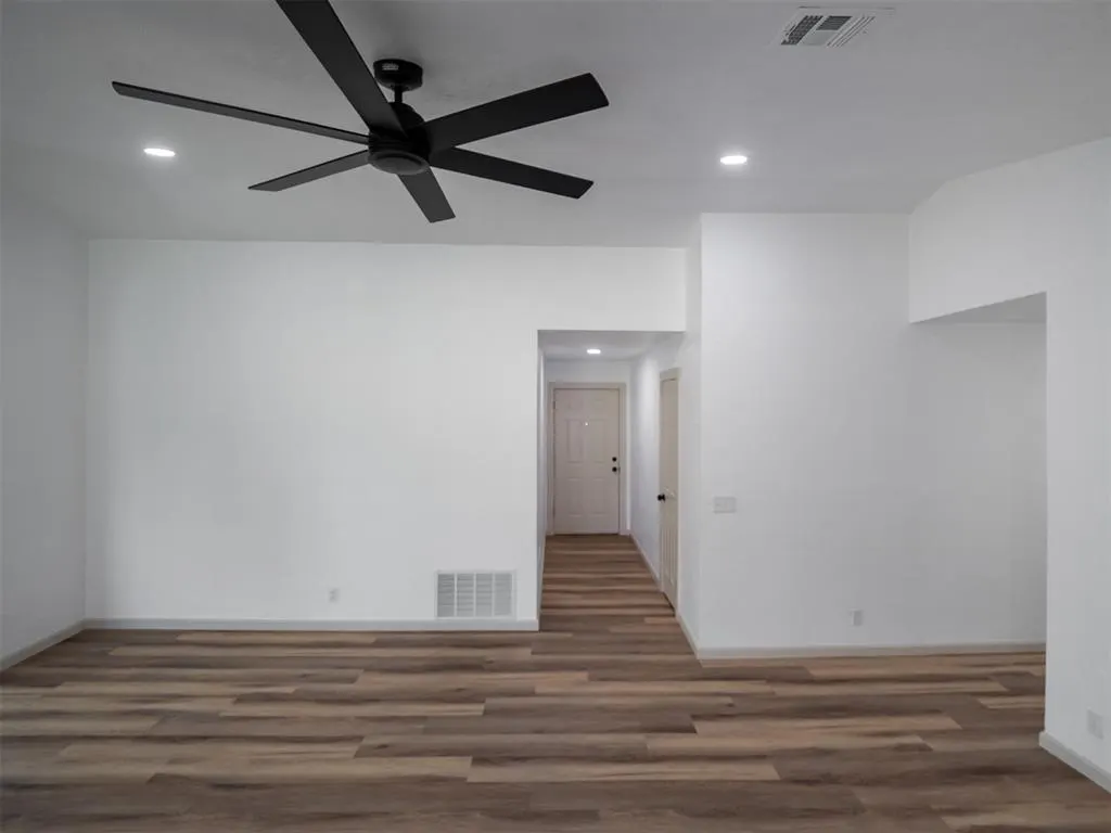 Photo 12 — 1923 Wilmington Court, Norman, OK 73071
