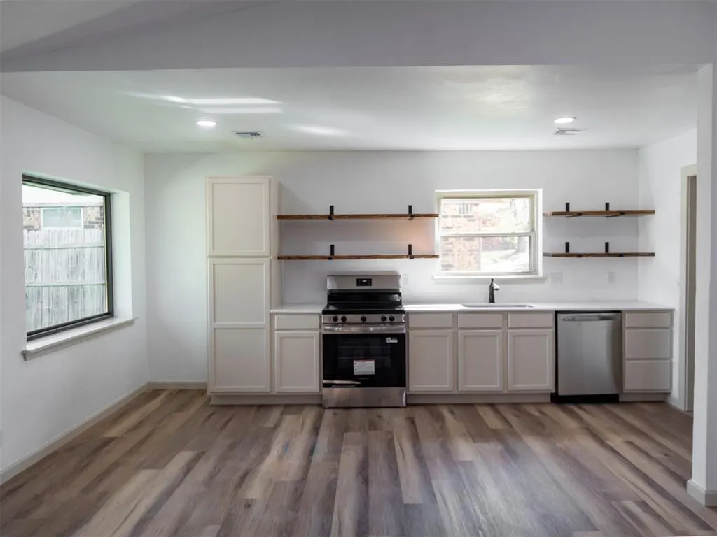 Photo 14 — 1923 Wilmington Court, Norman, OK 73071