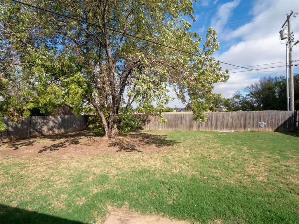 Photo 43 — 1923 Wilmington Court, Norman, OK 73071