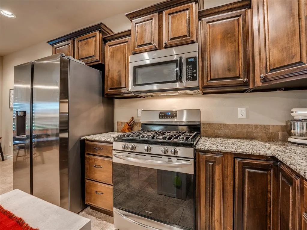 Photo 10 — 1880 Ken Drive, Guthrie, OK 73044